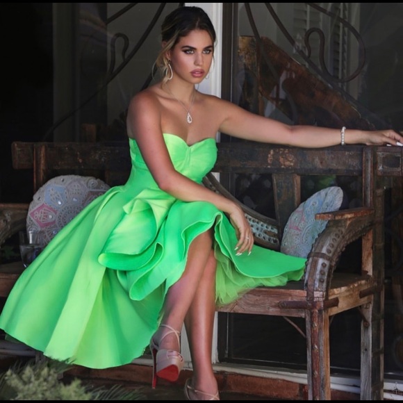 Neon green mini dress sizes( Small and X-Small) - Picture 1 of 3